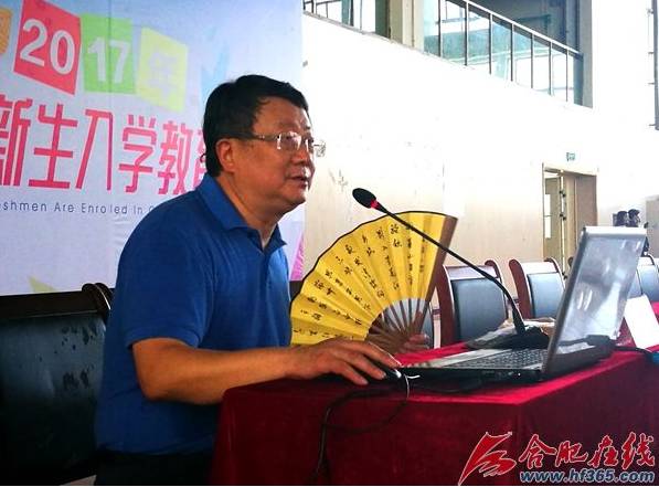 校长金句劝大学生不要谈恋爱,校长演讲不要谈恋爱