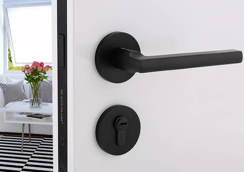 选不好它，我还怎么在卧室里*爱做**做的事啊！