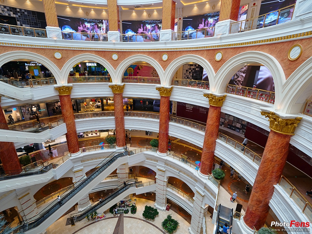 松下8-18mm二代有防抖吗,松下25mm1.7镜头测评