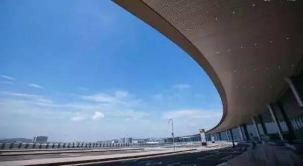 重庆t2到t3航站楼最快怎么走,第一次在重庆江北机场坐飞机攻略