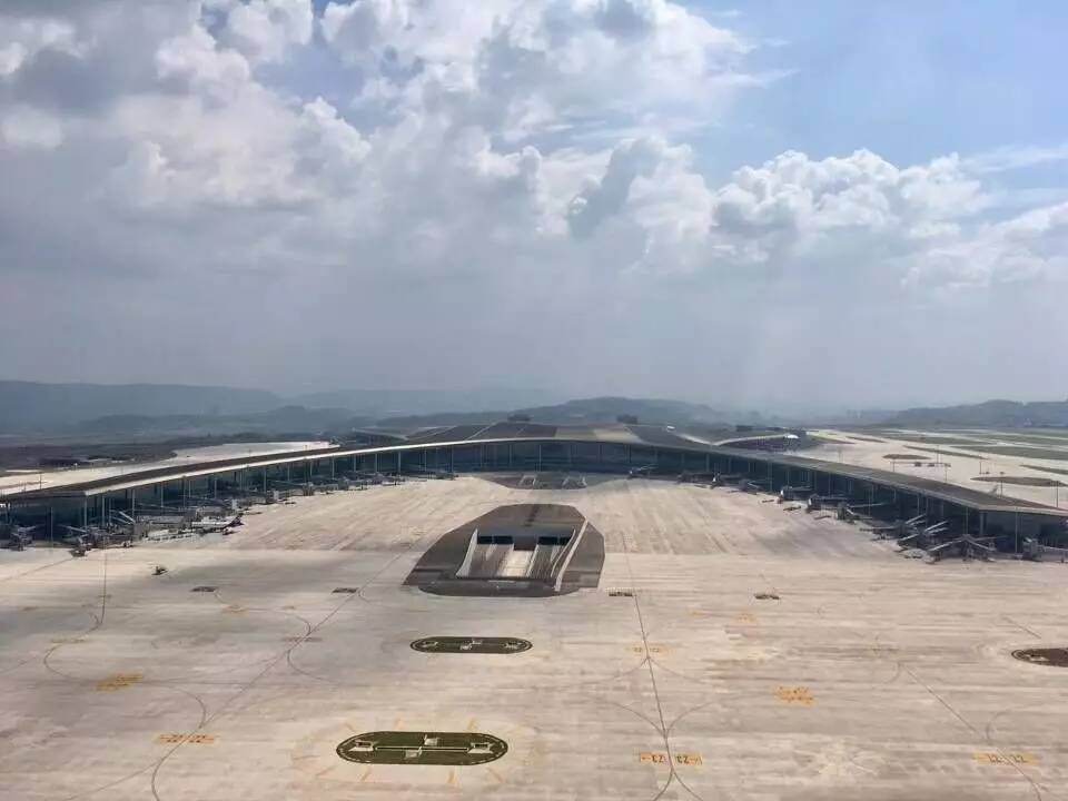 重庆t2到t3航站楼最快怎么走,第一次在重庆江北机场坐飞机攻略