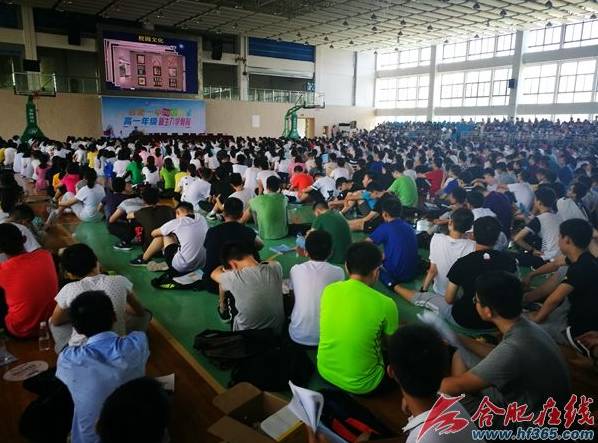 校长金句劝大学生不要谈恋爱,校长演讲不要谈恋爱