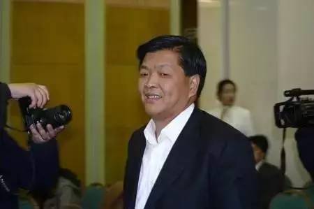 「开场哨」里皮：中国孩子只打乒乓球，重视青训是好的开端；国安青训外教：球员文化程度决定职业生涯高度；富力青训藏中国足球神童