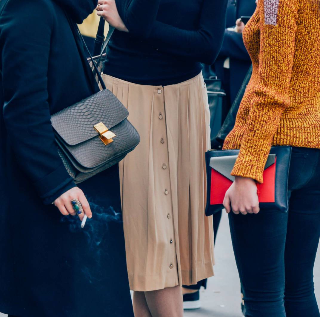 为什么每个女人都拥有一个钻戒,为什么女人都想拥有celine