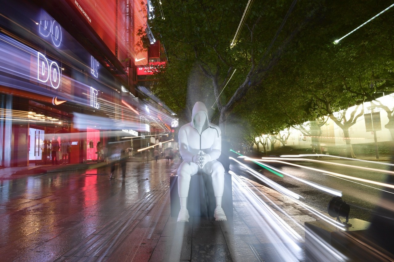 阿迪达斯线下商店营销策略,阿迪达斯网络推广