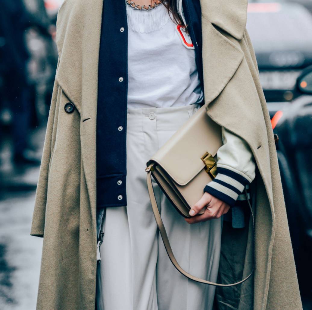 为什么每个女人都拥有一个钻戒,为什么女人都想拥有celine