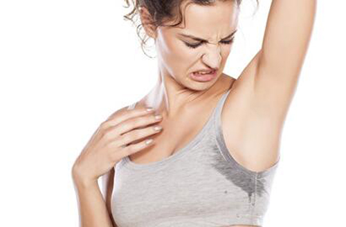 夏天腋臭正常吗,夏天腋臭味道大怎么办