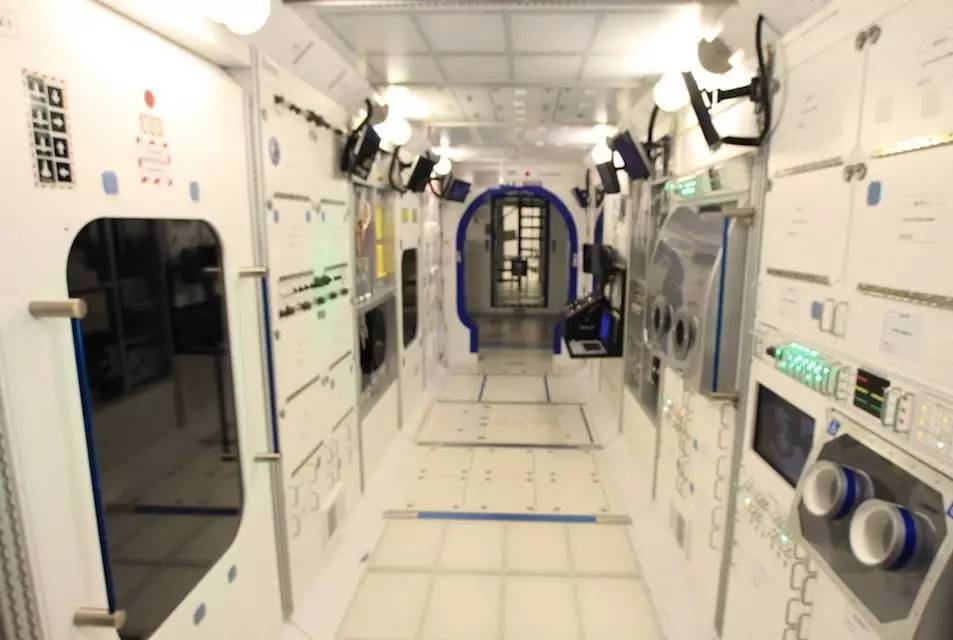 震撼｜NASA进中国了！把整个太阳系都摆到你面前，每个人都可以享受宇航员的特权