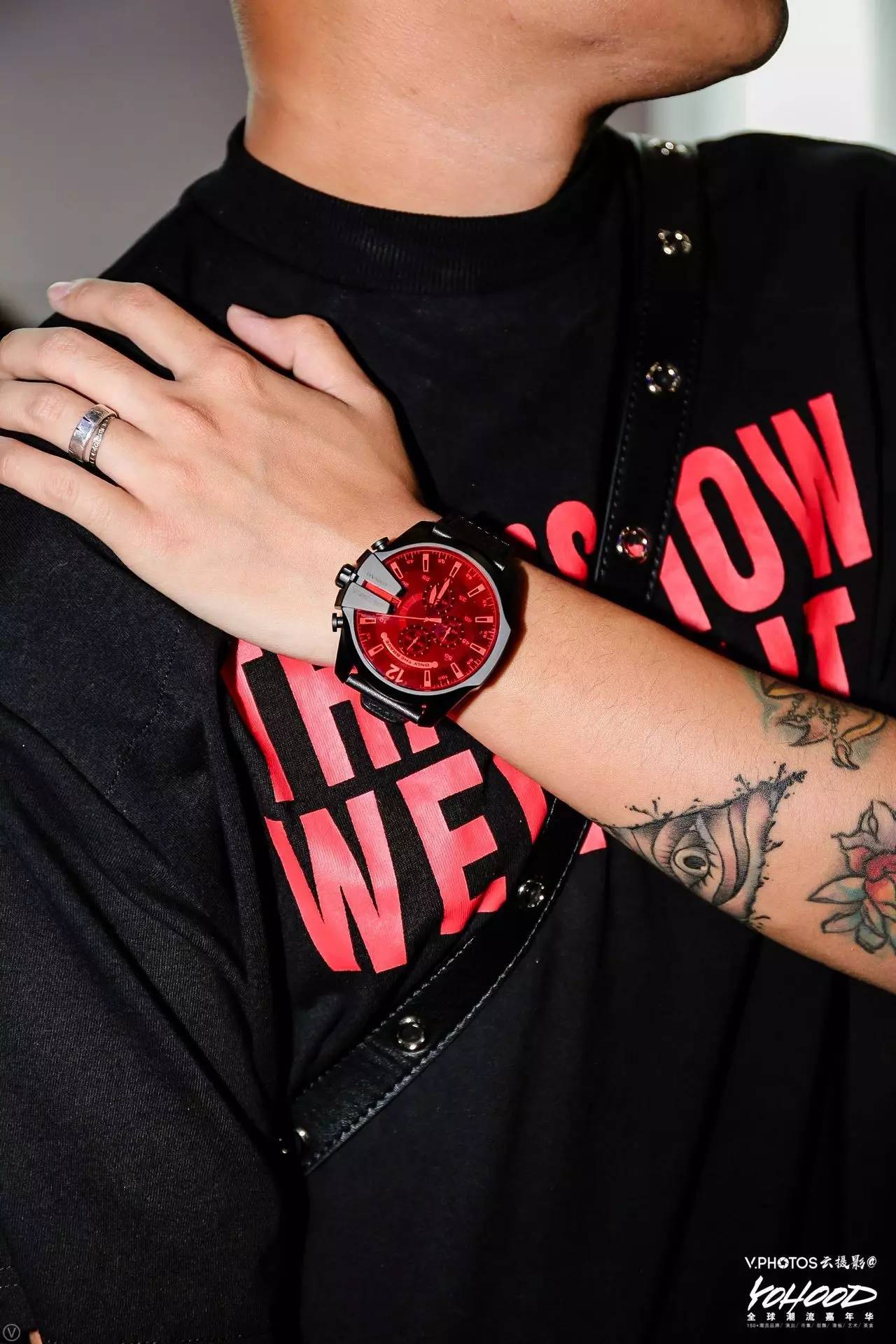 除了最新款最膨胀的球鞋，YOHOOD上这些有型的纹身也谋杀了无数菲林！