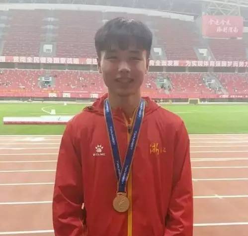 赞亚运会体育健儿表现,祝贺运动健儿勇夺金牌