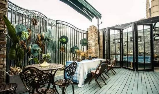 「新奇」怀揣M4卡宾枪和大量美金去底特律收购……新区这家美国工业“博物馆”很有故事