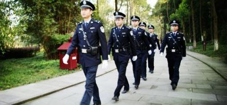 致富路上，不能让少数民族兄弟“掉队”