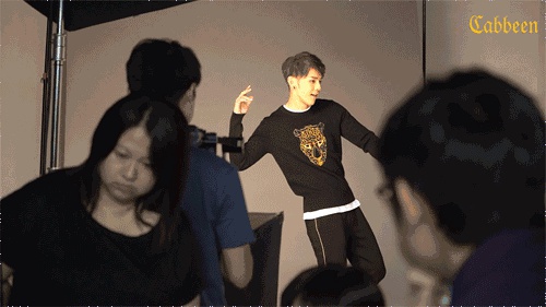 豆瓣日记:没看过这九个男明星耍帅，不足以谈人生