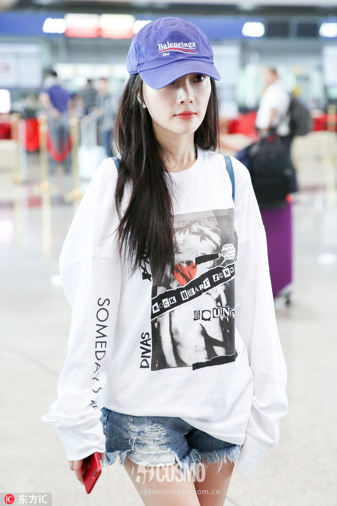 杨幂和马思纯,杨幂下半身失踪西装