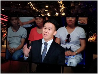 杨现领做客凤凰卫视《一虎一席谈》：分阶段实现租购同权愿景