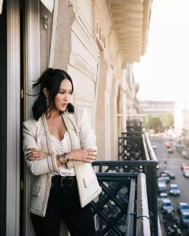 秀自己，赢大奖！百奢与ToryBurch携手寻找校园时尚大使