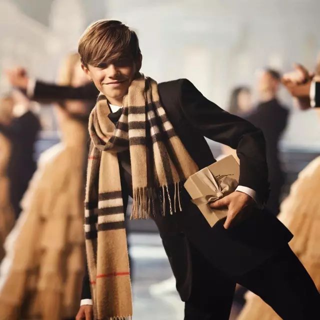 小贝二儿子罗密欧和贝嫂,小贝二儿子罗密欧在哪个俱乐部