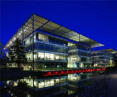 社群之于办公不过是噱头？看黑石在城市更新上怎么赚钱的