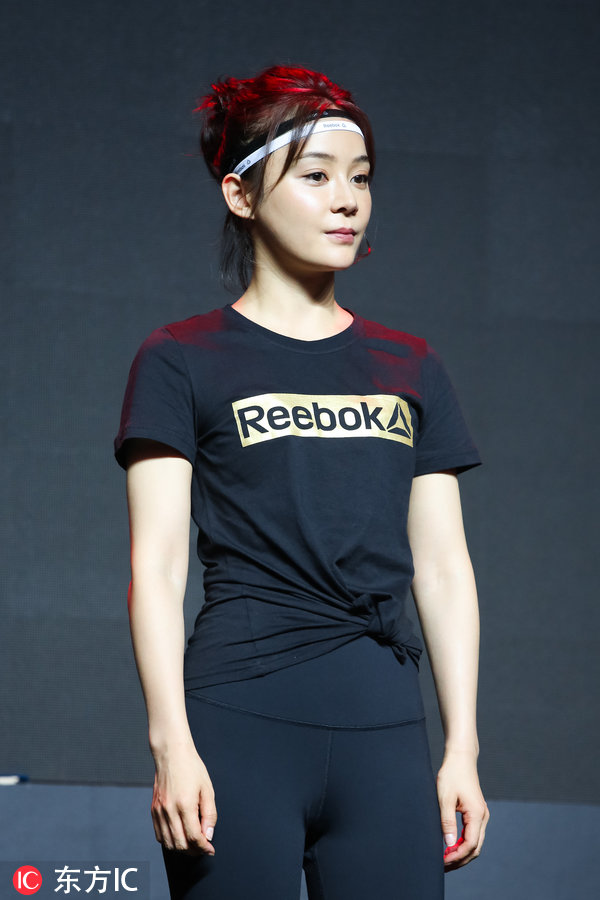 袁姗姗马甲线视频,袁姗姗马甲线女王