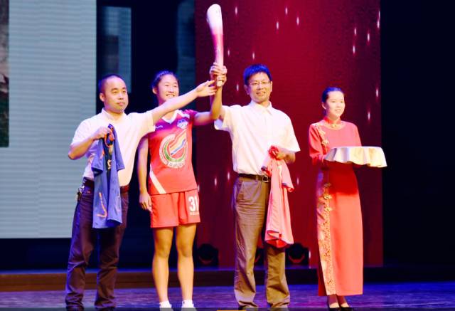 义乌表彰一批省、金华市、义乌市名优教师！