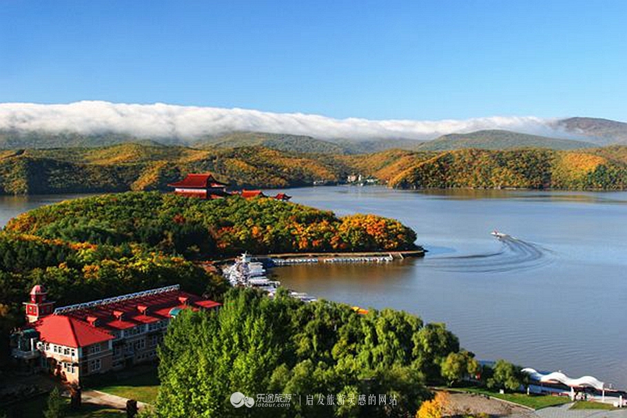 火山口探秘完整视频,镜泊湖地下森林火山口
