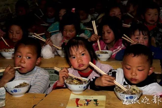 香港夫妇向哈佛捐2亿美元,香港夫妇捐款