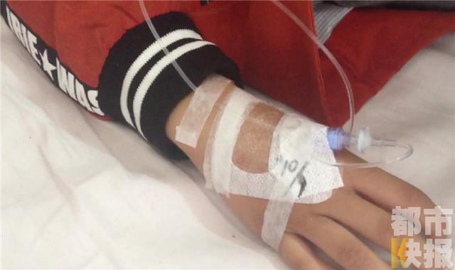 柞水学生饭后身体不适29名孩子在西安救治