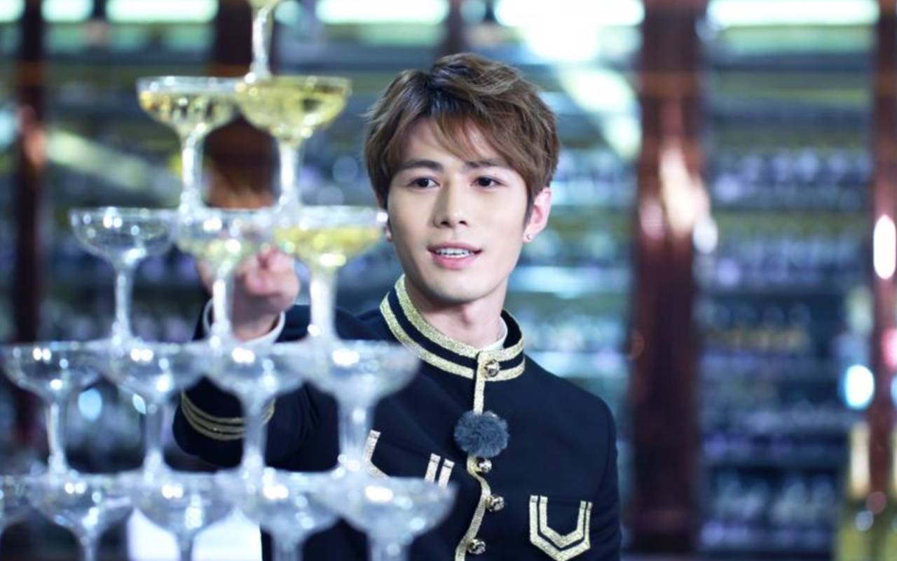 范冰冰挑战者联盟冰块,范冰冰挑战者联盟足疗