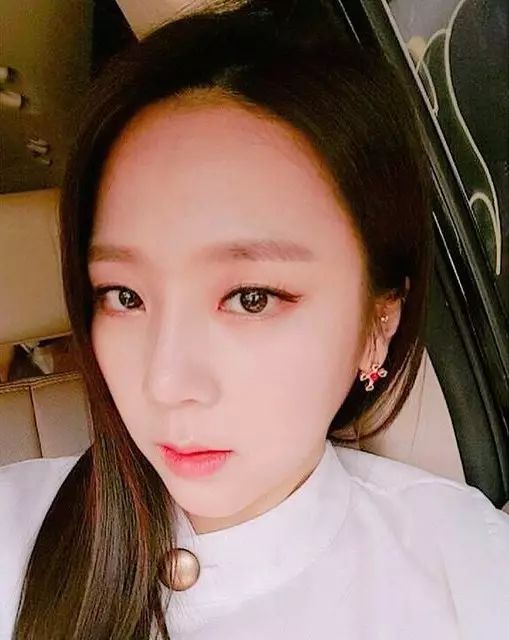 韩国今年流行的饰品,今年最火的高端饰品