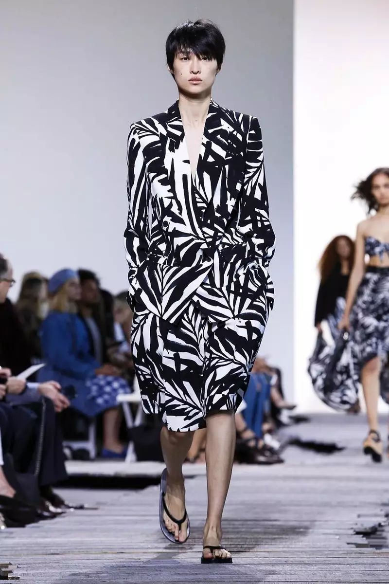 杨幂带货女王私服,带货女王杨幂