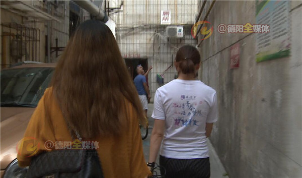 吃番茄不谨慎吃了里面的蛆,火龙果里面吃出蛆