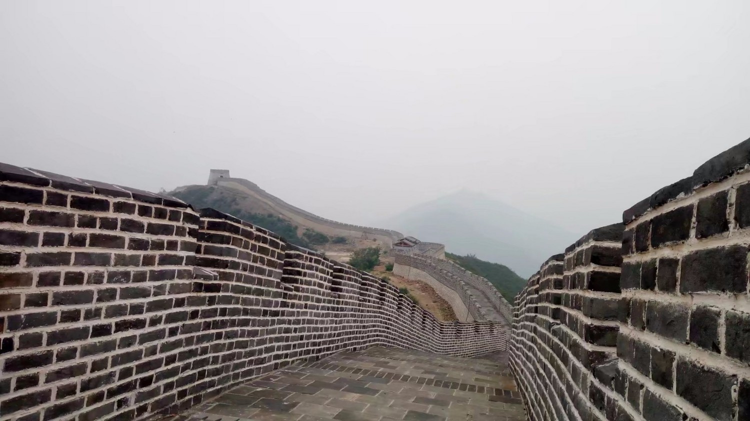 龙泉寺山小环穿——与教师一起爬山庆祝教师节