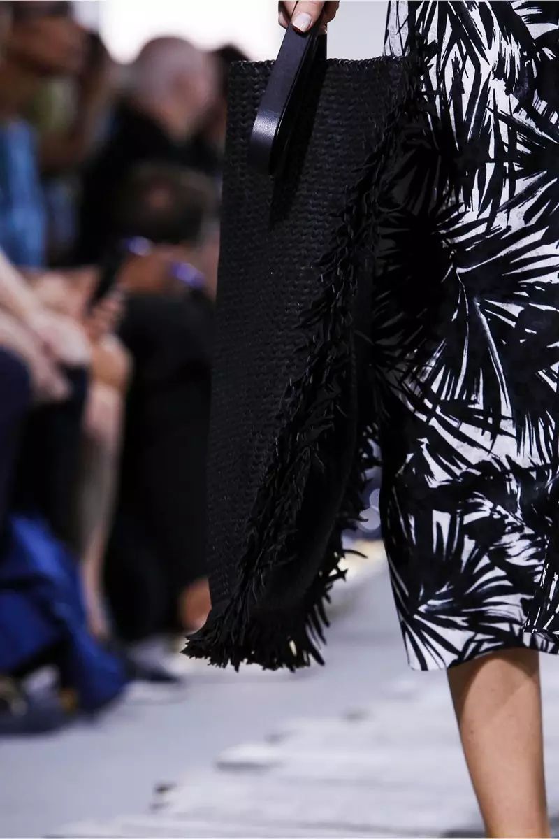 杨幂带货女王私服,带货女王杨幂