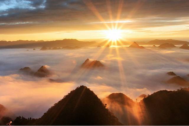 广西的地质奇观,广西喀斯特山里的奇观