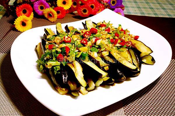 生拌茄子的热量有多少,生拌茄子丝