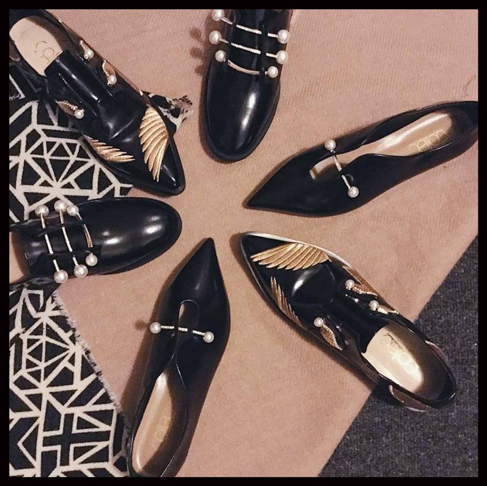 杨幂周冬雨时尚任性穿,杨幂周冬雨t恤