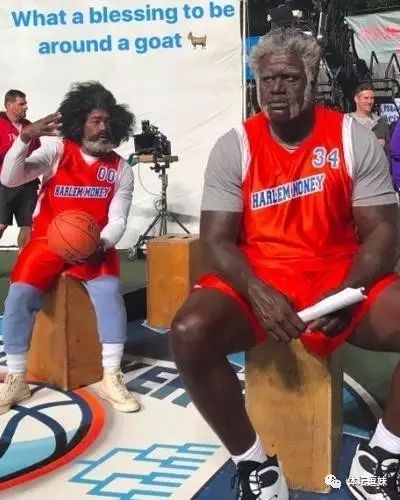 相拥而笑！不停赛不队长之笨马去哪了？