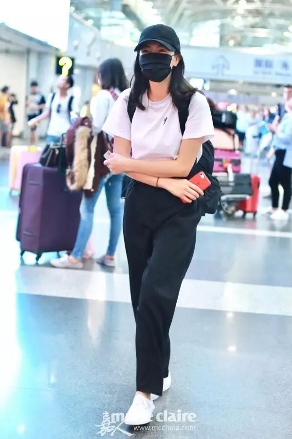 杨幂同款小丑长t恤,杨幂同款t恤阿迪达斯