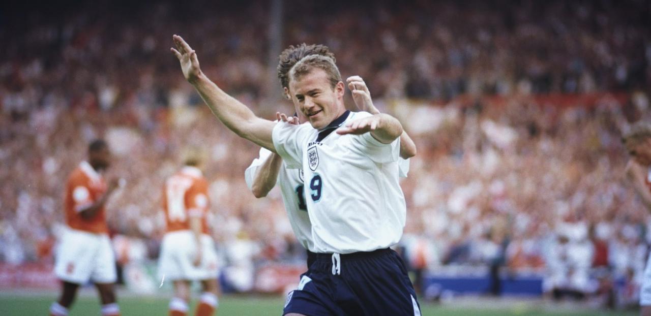 英超传奇阿兰希勒比赛,阿兰希勒获得过几次英超金靴