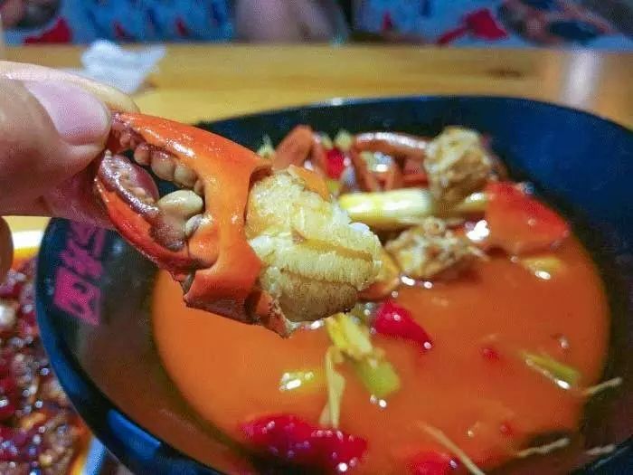 又是秋高蟹肥时一年一度的螃蟹节,又是吃螃蟹的好时节