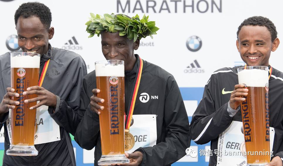 nike团队和adidas,nike和adidas谁更大