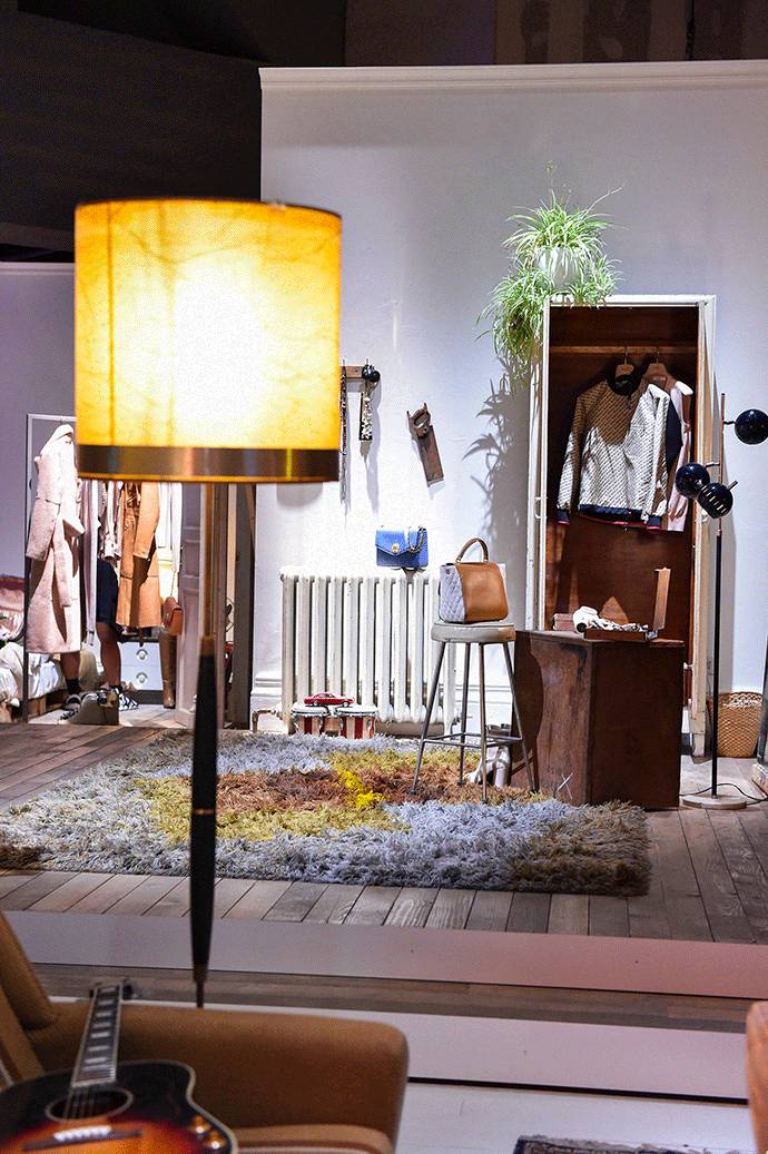 热巴米兰献T台首秀，华丽变身西西里公主｜时装周