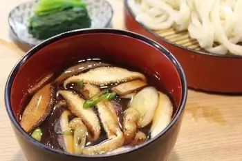 日本乌冬面方便面,日本咖喱乌冬面的做法