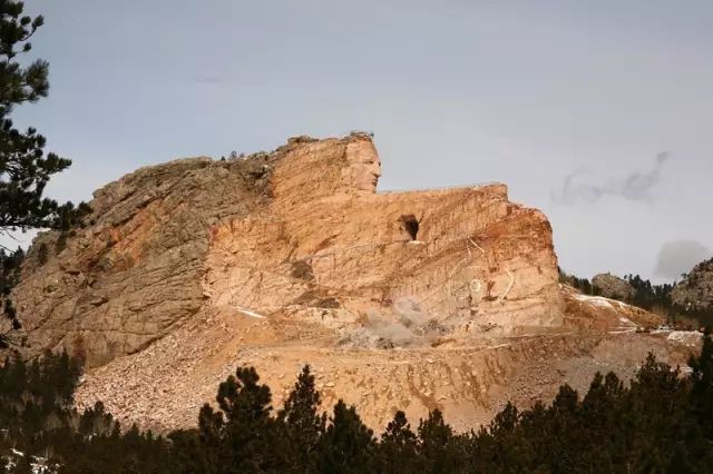 他隐姓埋名20多年,他隐居深山19年