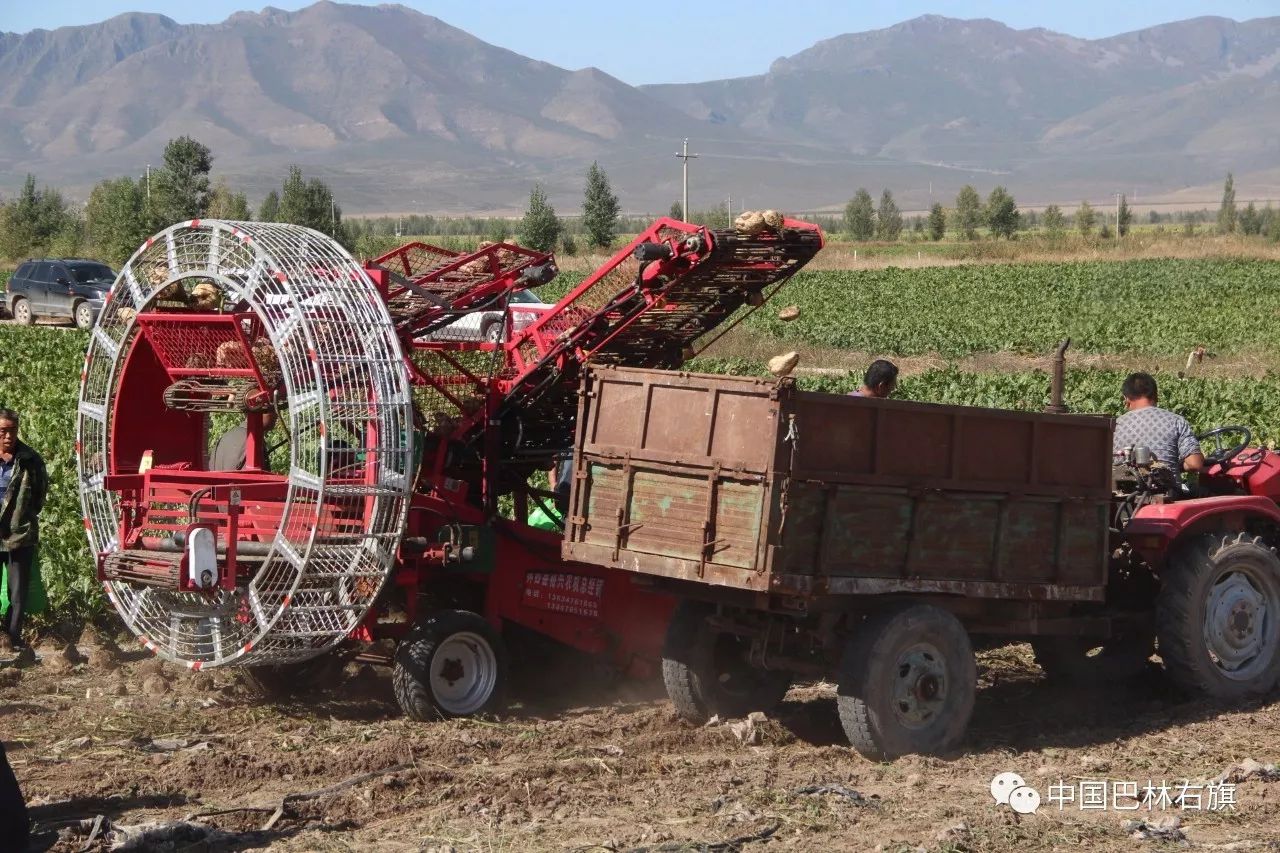 巴林右旗农机推广中心,农机化技术推广现场会在我县召开