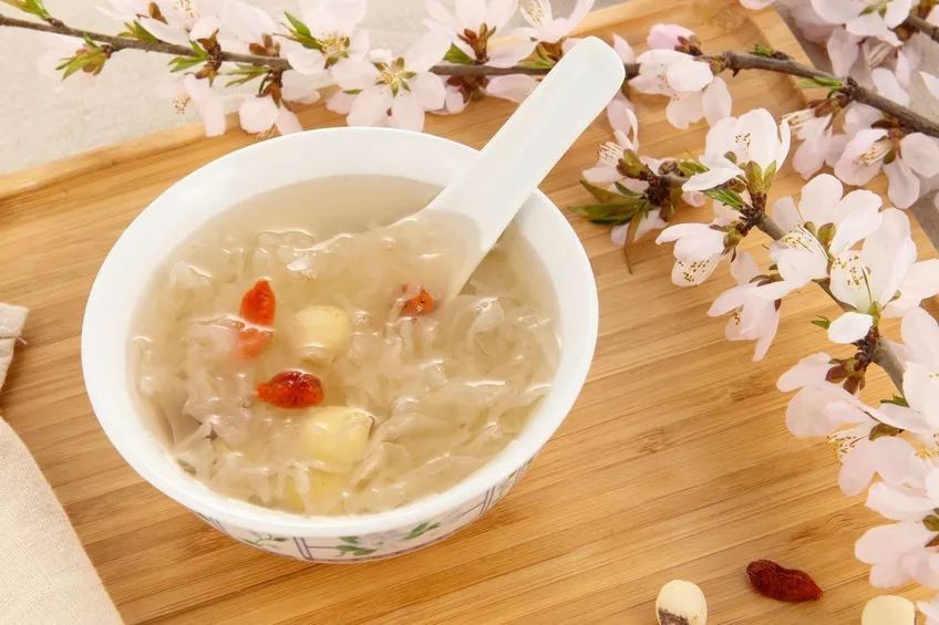 婴儿咳嗽忽然窒息怎么急救,咳嗽时呼吸困难想窒息吃什么药