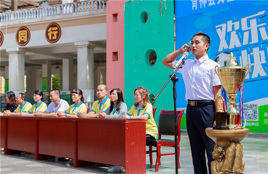 踢球吧少年五一冠军赛,踢球吧少年教室踢球