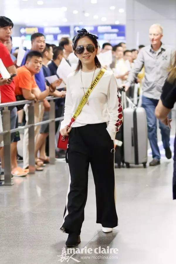 宋茜穿白色牛仔,宋茜温暖的甜蜜的搭配