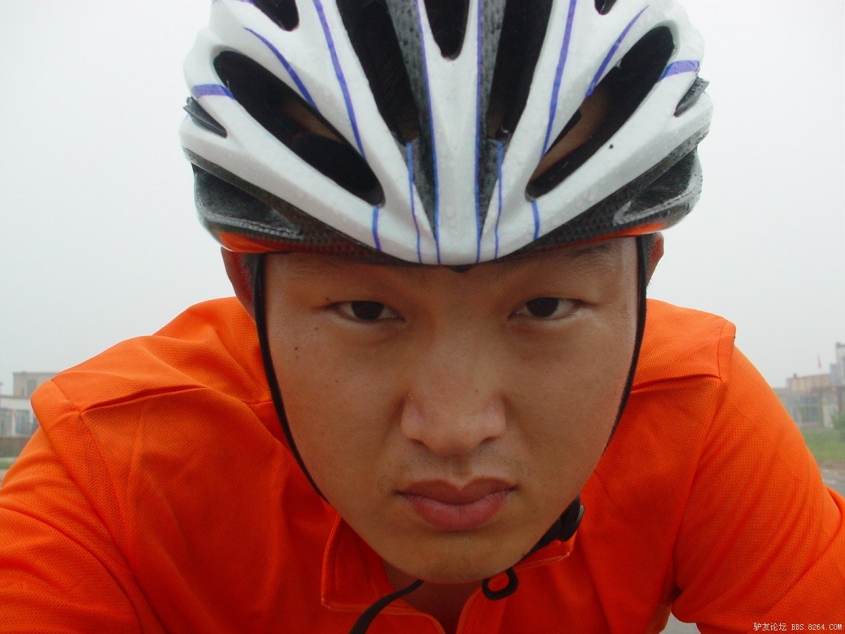 一个人一台车到西藏,一个人一辆车直通拉萨