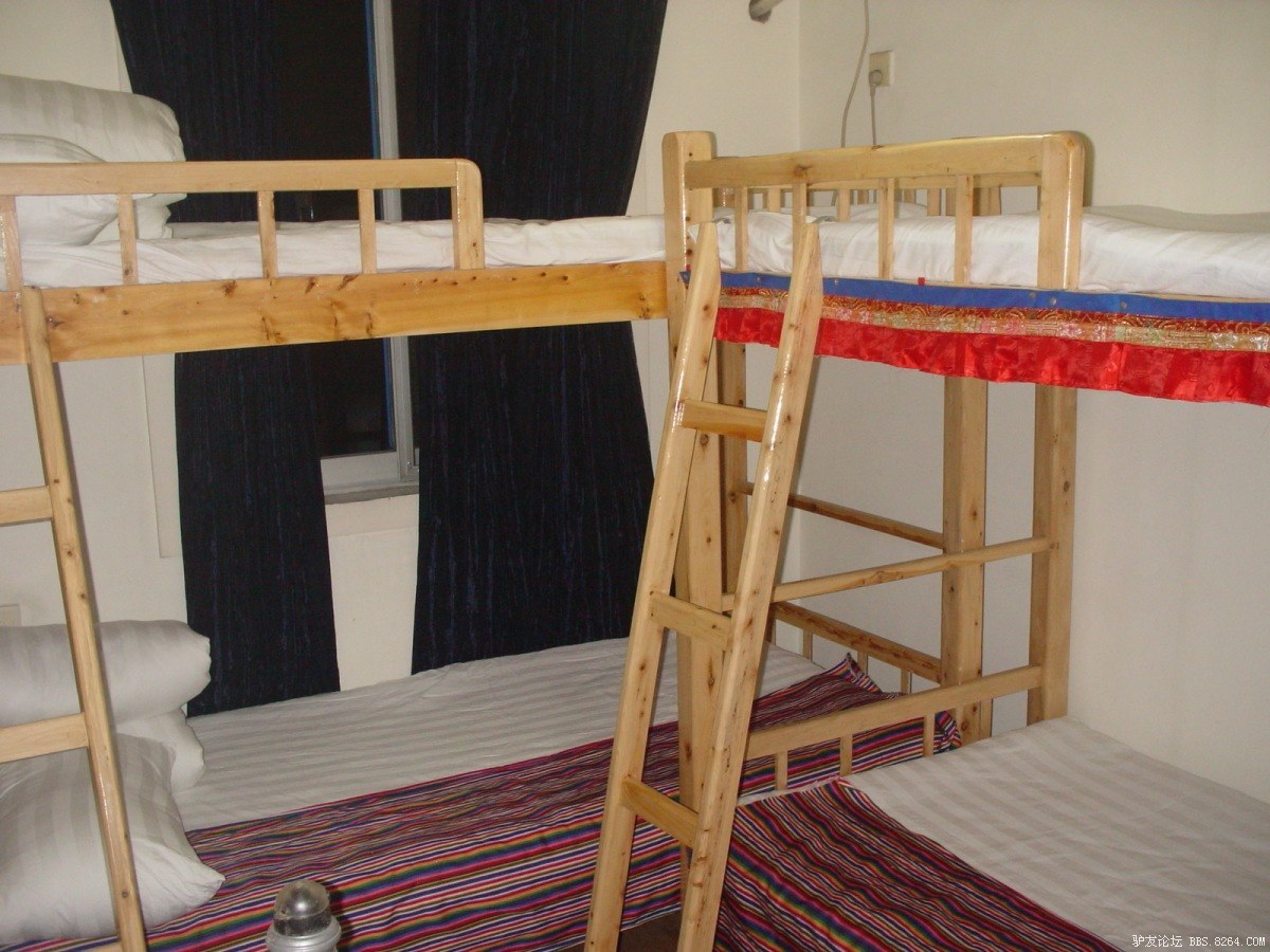 一个人一台车到西藏,一个人一辆车直通拉萨